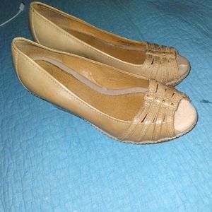 Size 9 snakeskin wedges